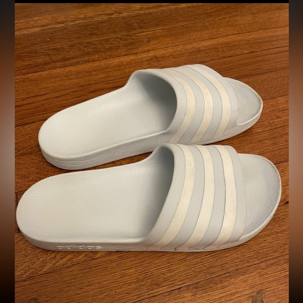 Adidas Women’s Adilette Aqua Slides Sandles Size 9 #FY8106 Halo Blue